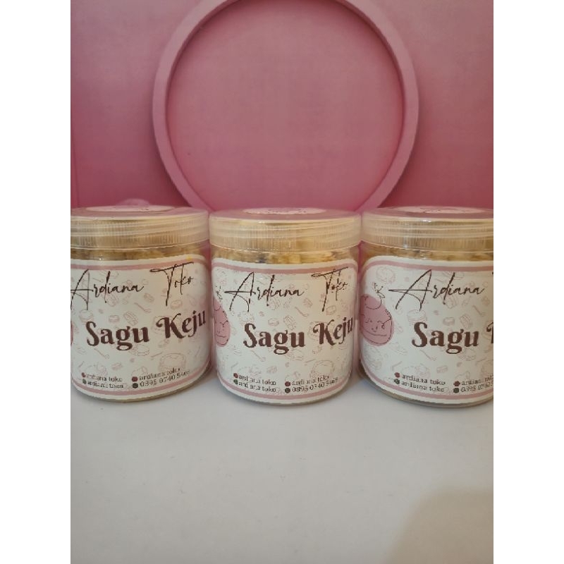 

Kue Kering Sagu Keju ukuran 600ML