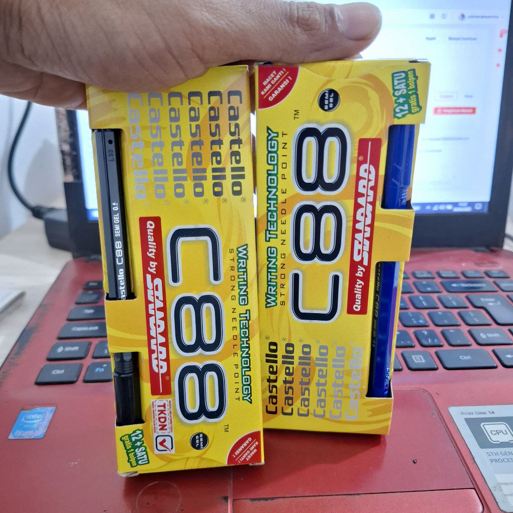

1 KOTAK PENA STANDARD CASTELLO C88 HITAM BIRU ISI 12