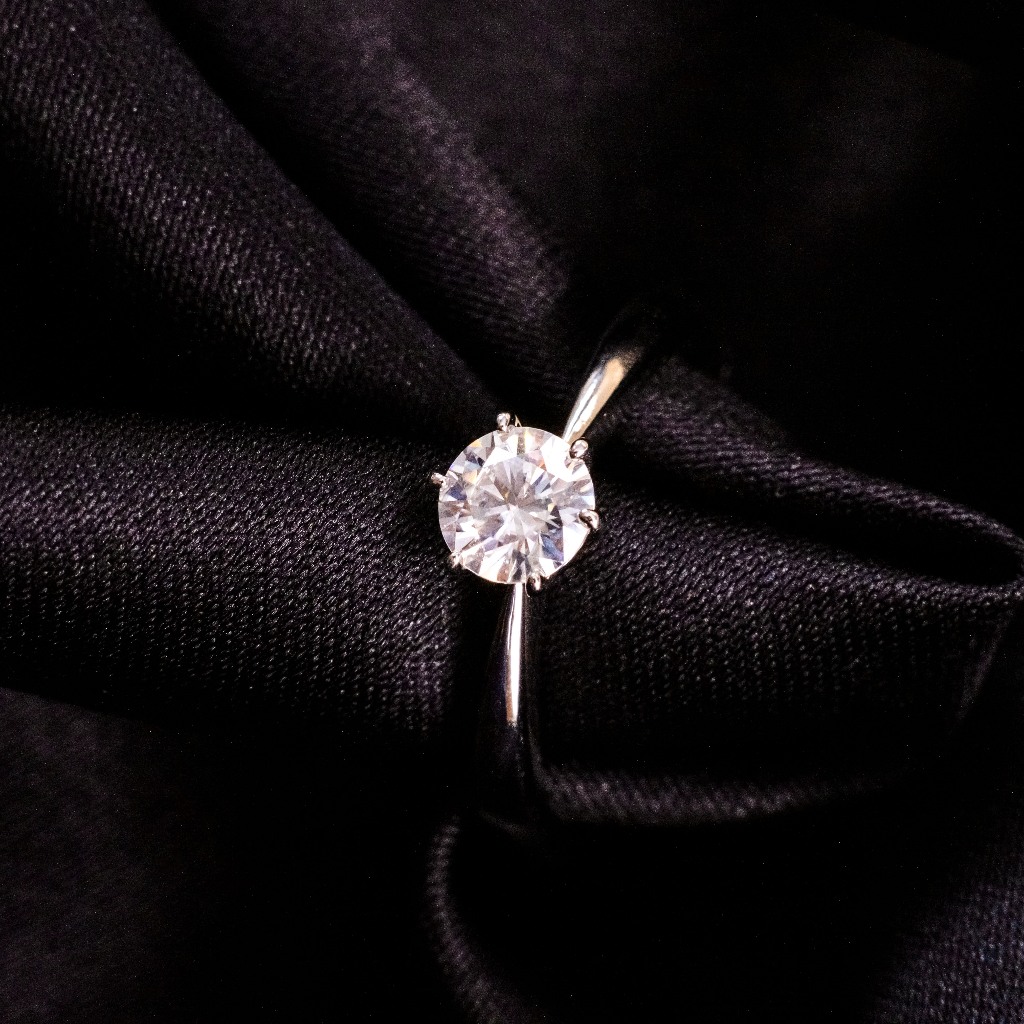 Eldiva Cincin Emas Valeria Ring Moissanite Diamond 18K Gold Plated