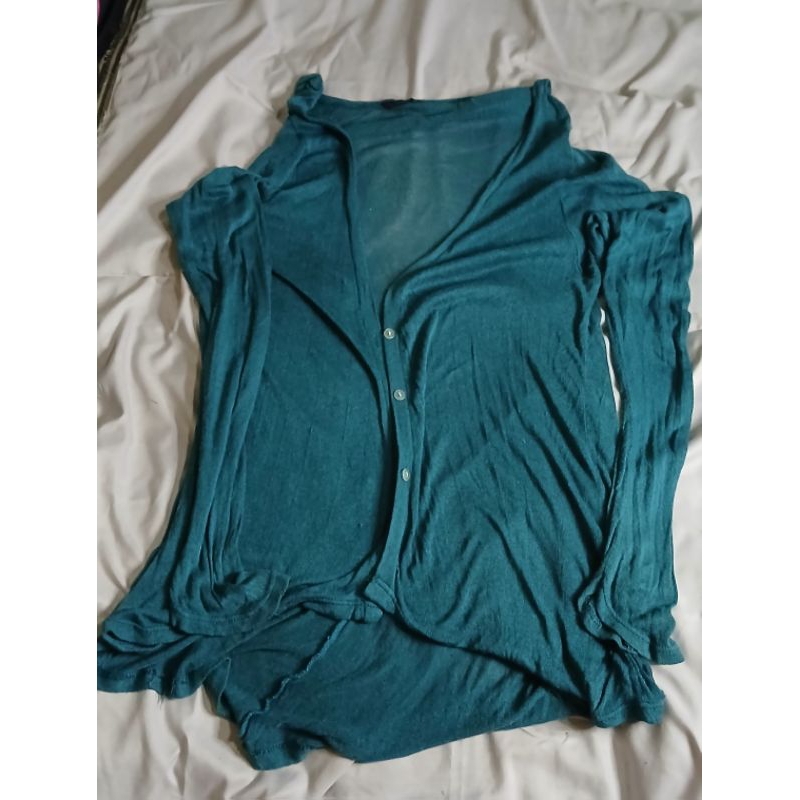 cardigan tipis