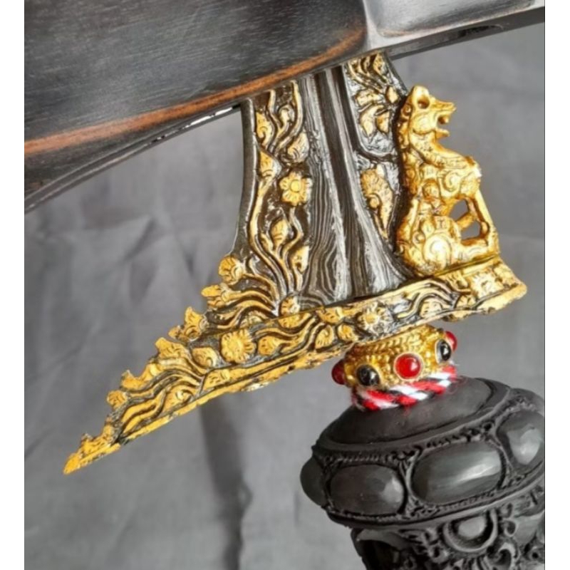 Keris singo barong kinatah emas