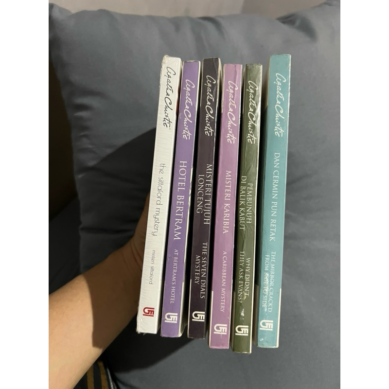 Novel Agatha Christie Preloved