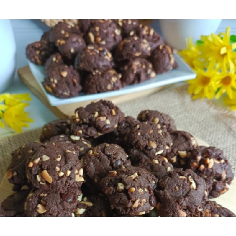 

kue coklat kacang zydney coklat dan kacang nya pas