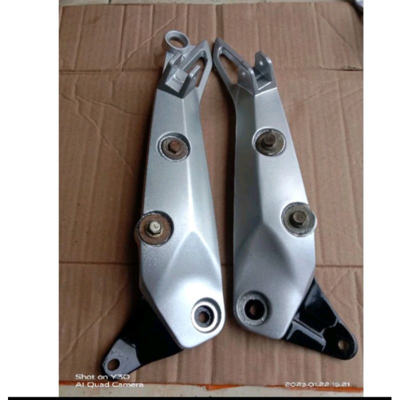 Footstep Postep Pijakan Kaki Belakang Suzuki Shogun 125 Original Second