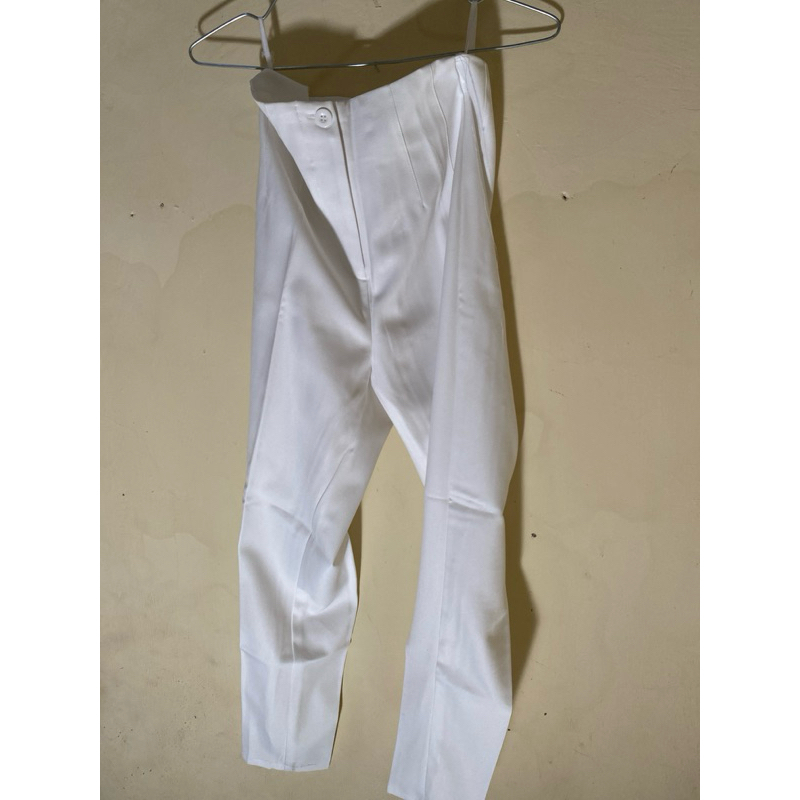celana putih nobby preloved