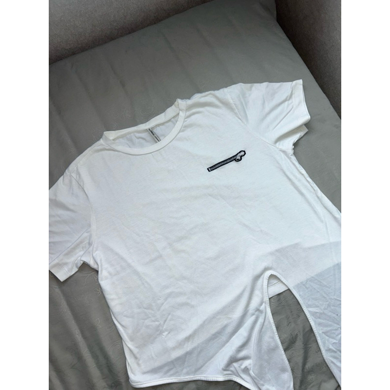 Kaos Putih T Shirt White Color Box Crop Top Atasan Preloved