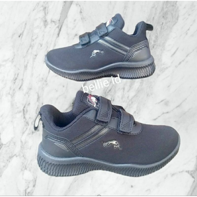 SEPATU, SEPATU SEKOLAH, SEPATU SEKOLAH JAGUAR, SEPATU SEKOLAH KEKINIAN, SEPATU SEKOLAH BARU, SEPATU 