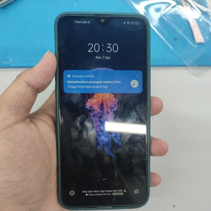 realme 5 pro minus