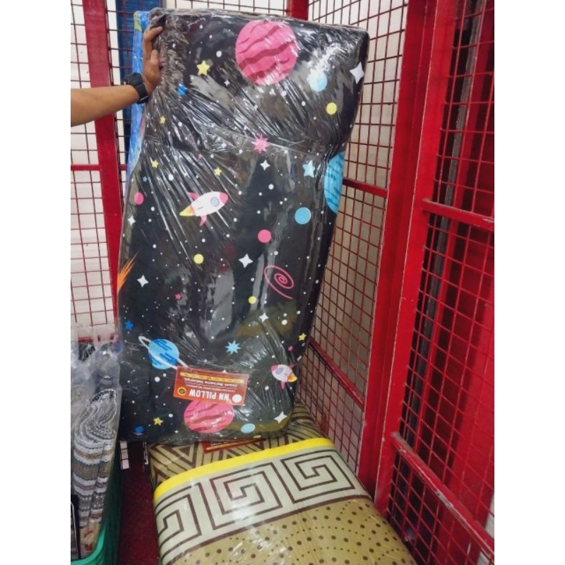 KASUR LIPAT KARAKTER