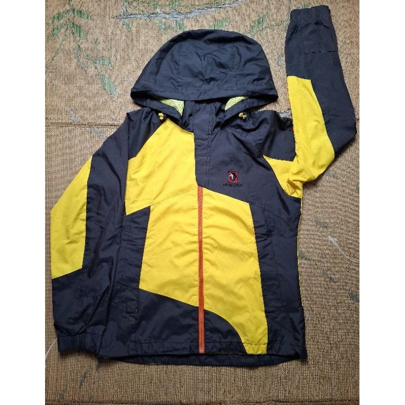 Jaket Outdoor Blackyak