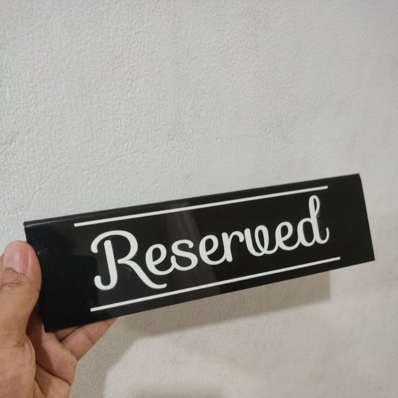 

AKRILIK PAPAN NAMA MEJA CUSTOM UKURAN PANJANG 20 CM X TINGGI 6 CM