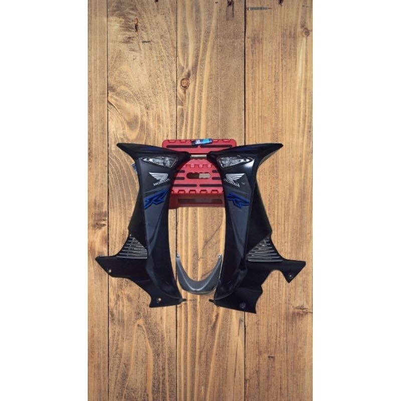 sayap depan supra x 125 D original copotan