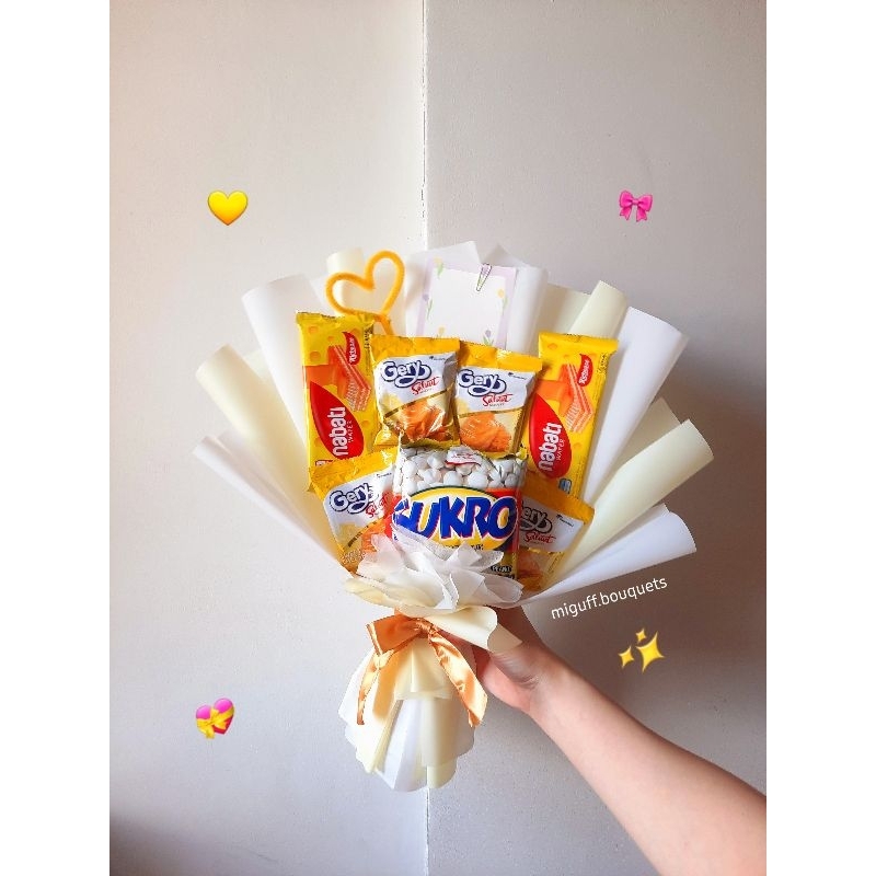 

BUKET SNACK/ BUKET JAJAN/ BUKET ULTAH/BUKET WISUDA/ BUKET WISUDA/ buket snack / snack buket / snack buket murah / chiki / buket murah / bouquet murah / bucket snack / bucket murah / pipecleaner flower