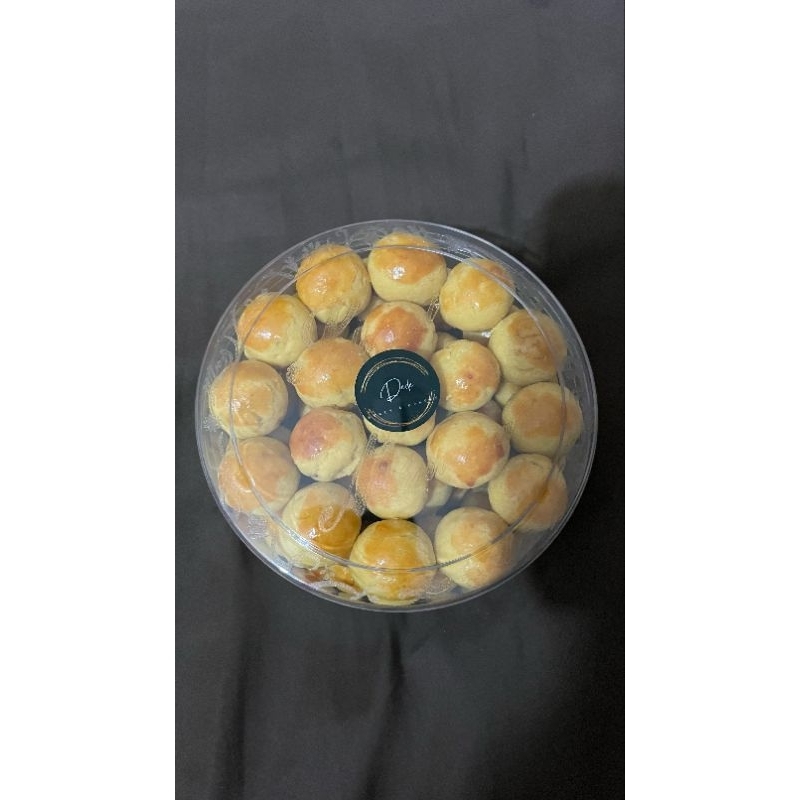 

Kuker Nastar Kue Kering Lebaran 500 Gram Bingkisan Hampers Hadiah