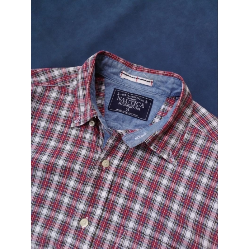 Kemeja NAUTICA