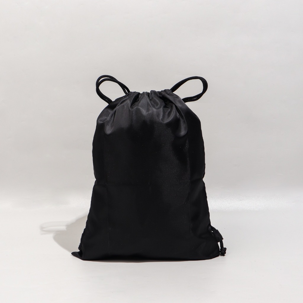 Tas Serut futsal hitam polos / tas perlengkapan olahraga / tas serut pria & wanita
