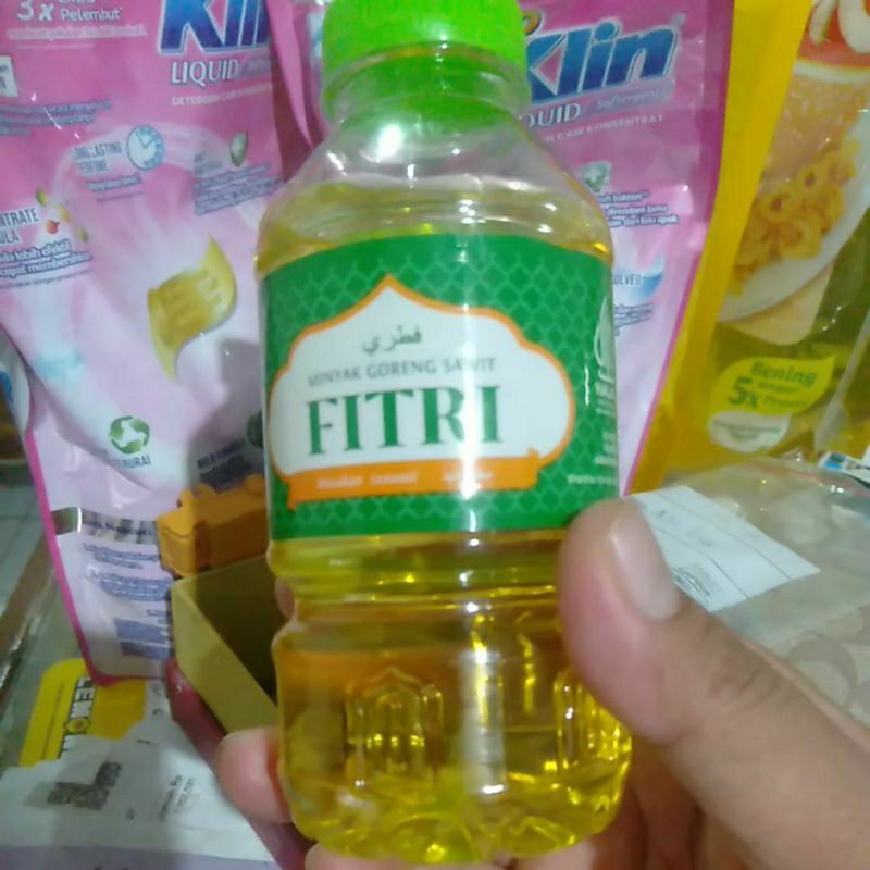 

minyak goreng botol Fitri 200ml
