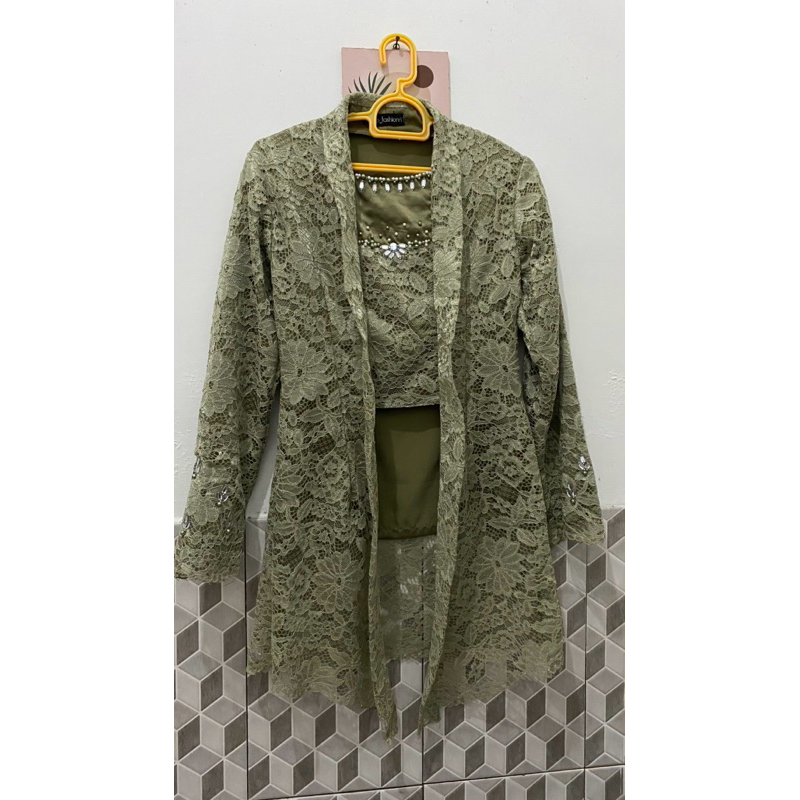 Kebaya kutu baru lembayung brand floo fashion