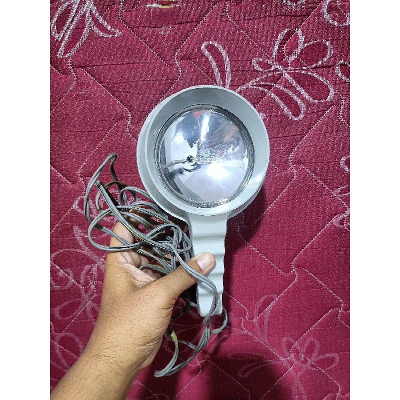 Lampu sorot genggam Koito Japan