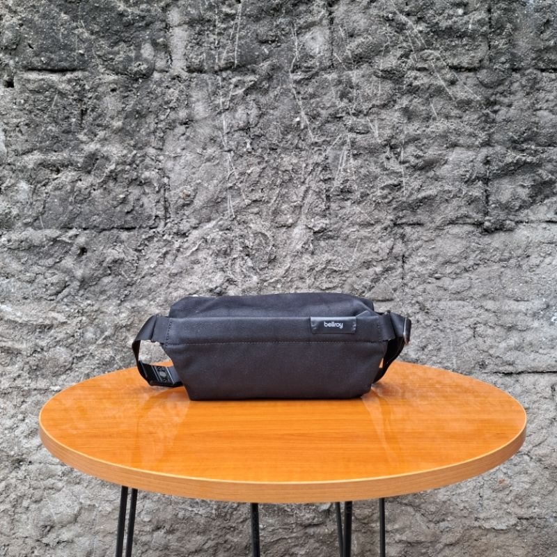 Bellroy Sling Melbourne Black