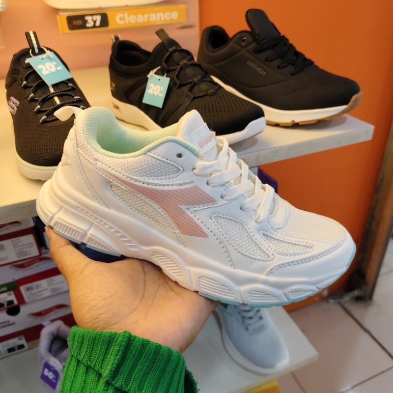 NEW ARRIVALS DIADORA NOBITA RUNNING WHITE WOMEN ORIGINAL STORE