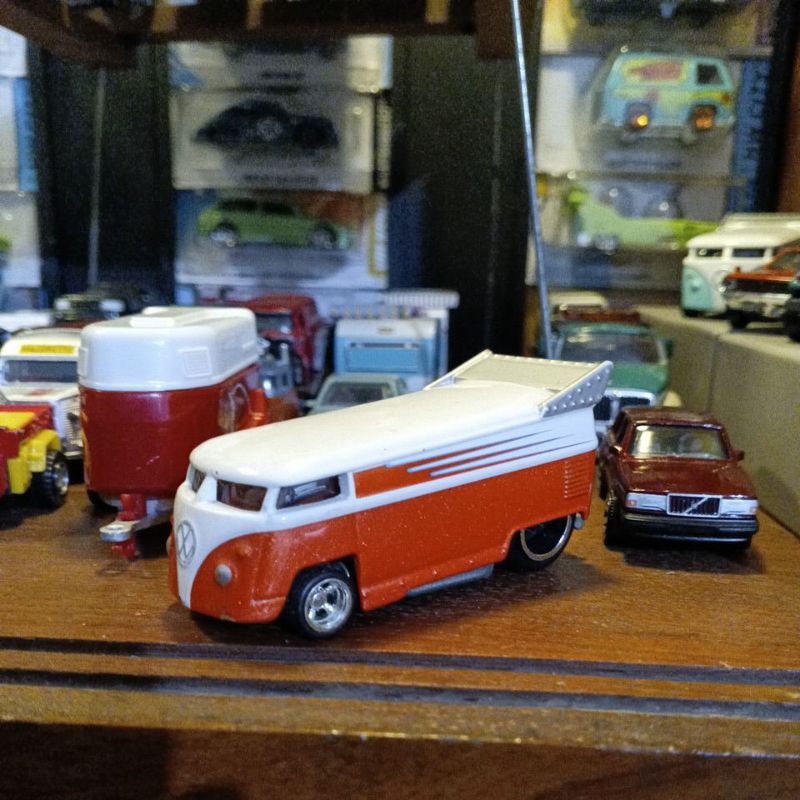 Hot Wheels Drag Bus Orange Loose
