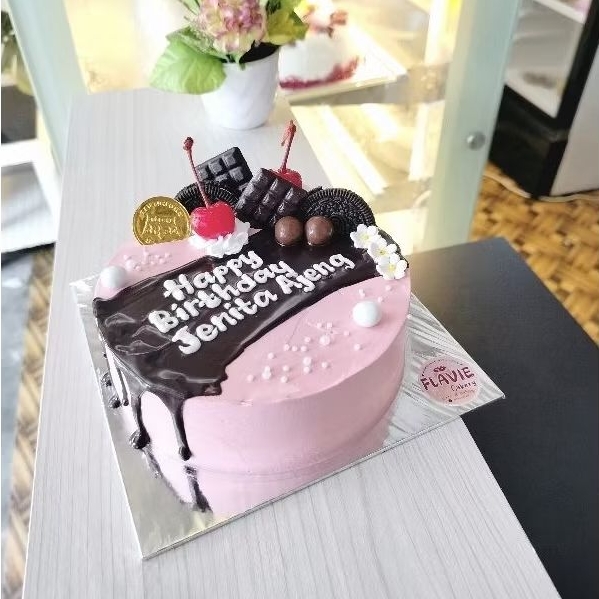 

Cake Ultah 14cm Pink Slay