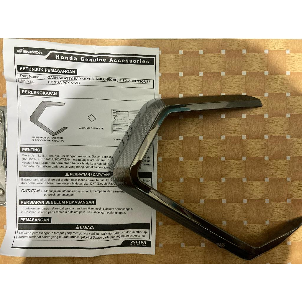 GARNISH RADIATOR-COVER RADIATOR CHROME HONDA NEW PCX 160, VARIO 160, ADV 160 ORIGINAL AHM