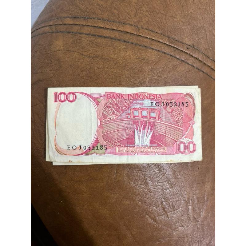 UANG JADUL 100 RUPIAH TAHUN 1980