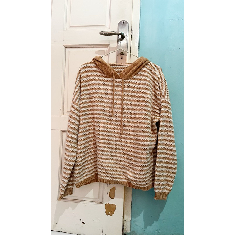 Preloved Sweater Hoodie Rajut Korea