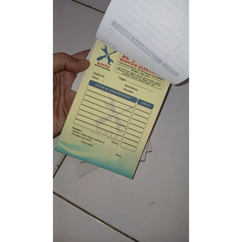 

NOTA CUSTOM NCR (1/4 folio 2 rangkap)