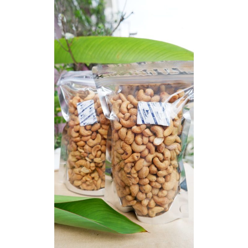 

KACANG MEDE MATANG / MEDE ORIGINAL / METE GURIH SUPER - Cashew