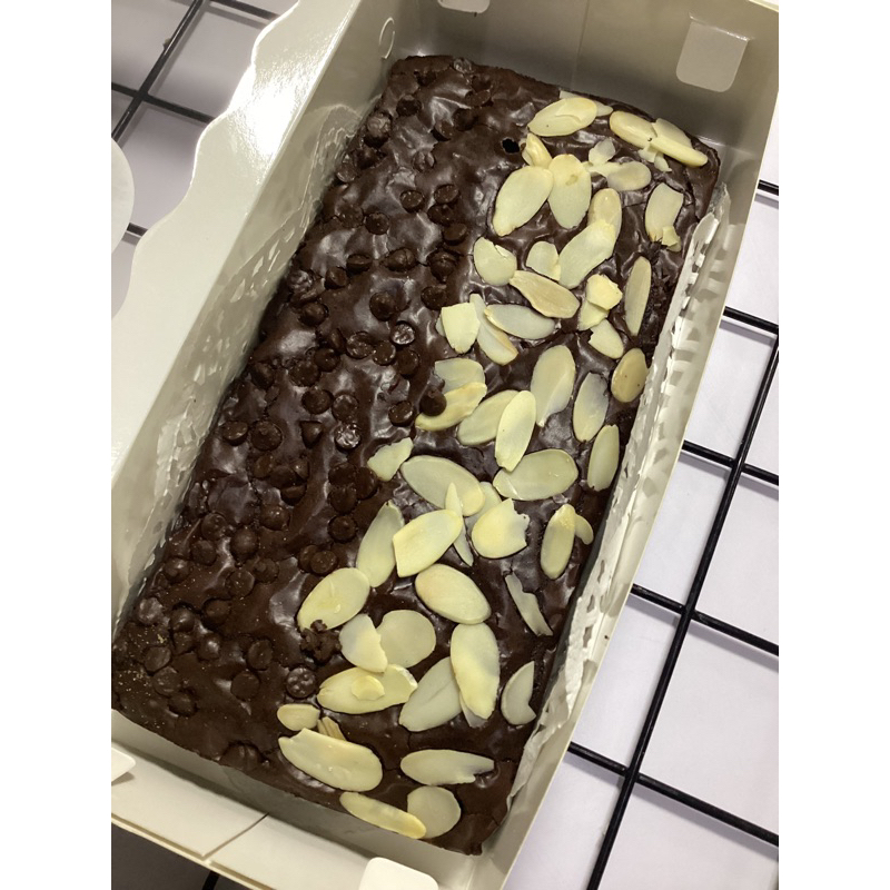 

Fudzy Brownies/ Brownies coklat / Brownies Coklat Almond