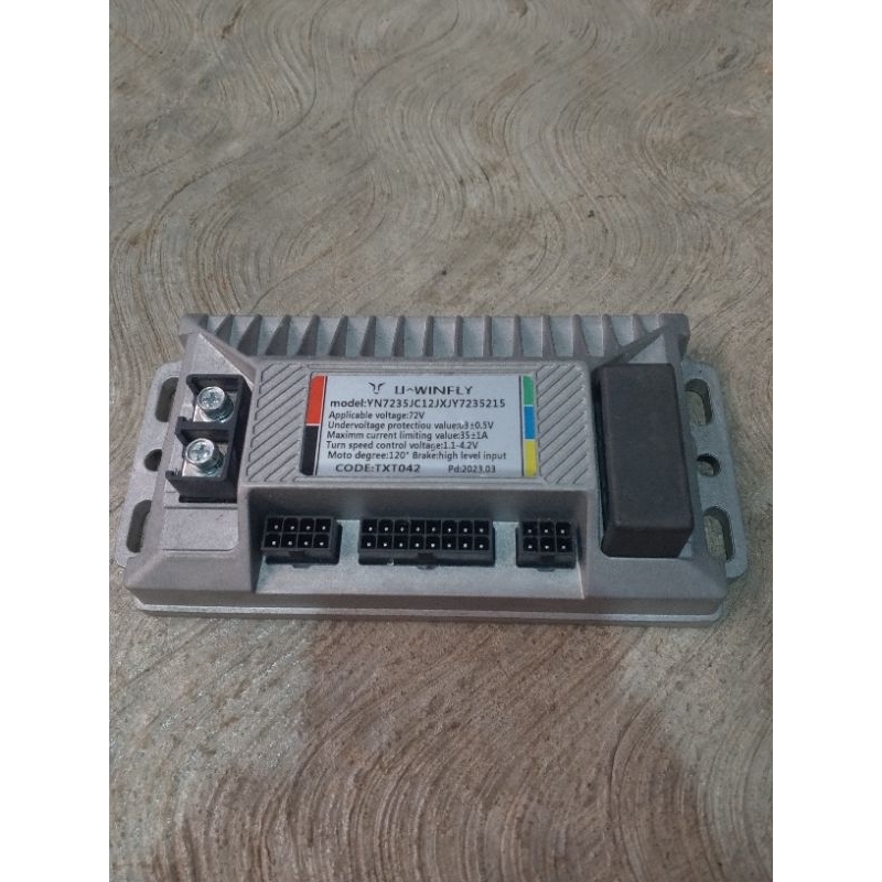controller uwinfly T3s (good condition)