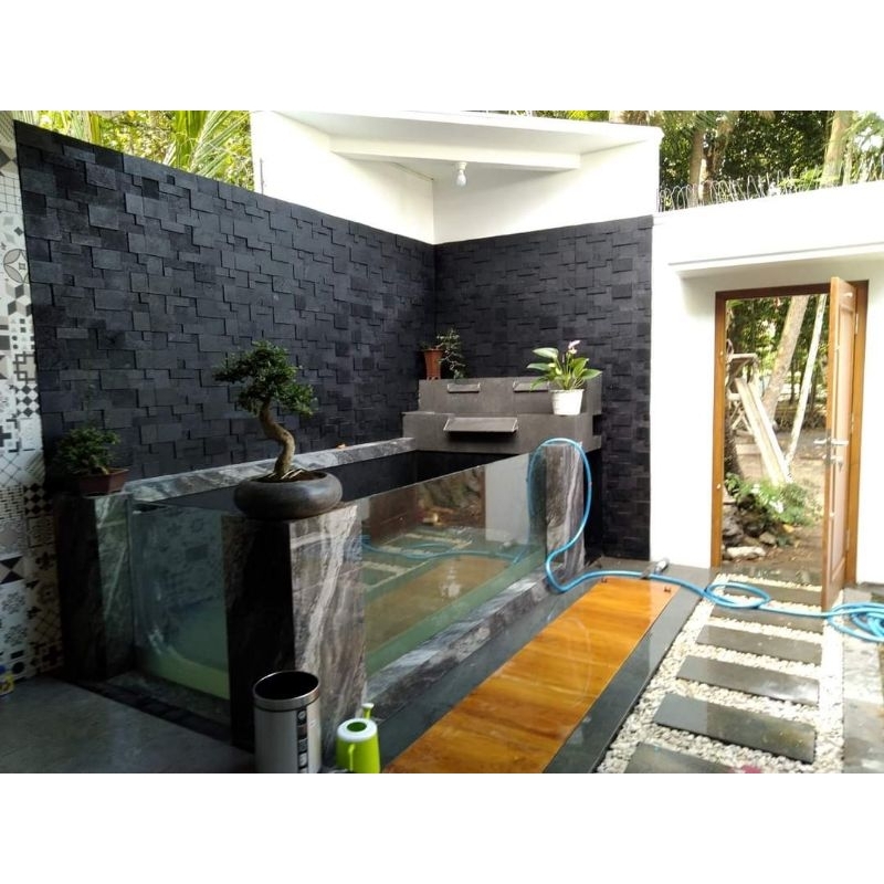 kolam kaca dgn  filter bawah