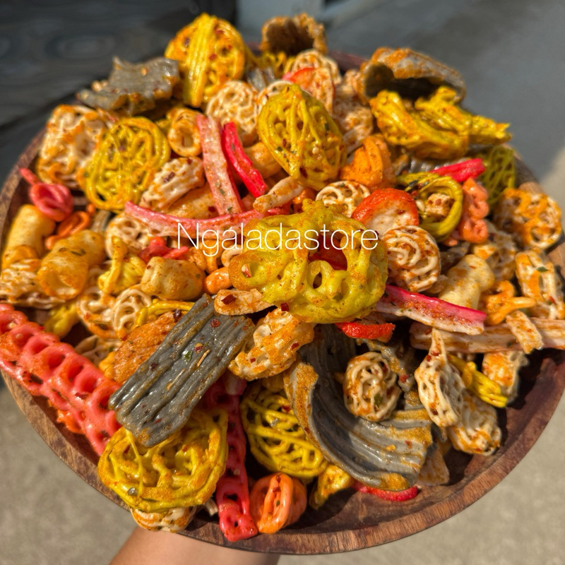 

KERUPUK SEBLAK CAMPUR PEDAS GURIH RENYAH