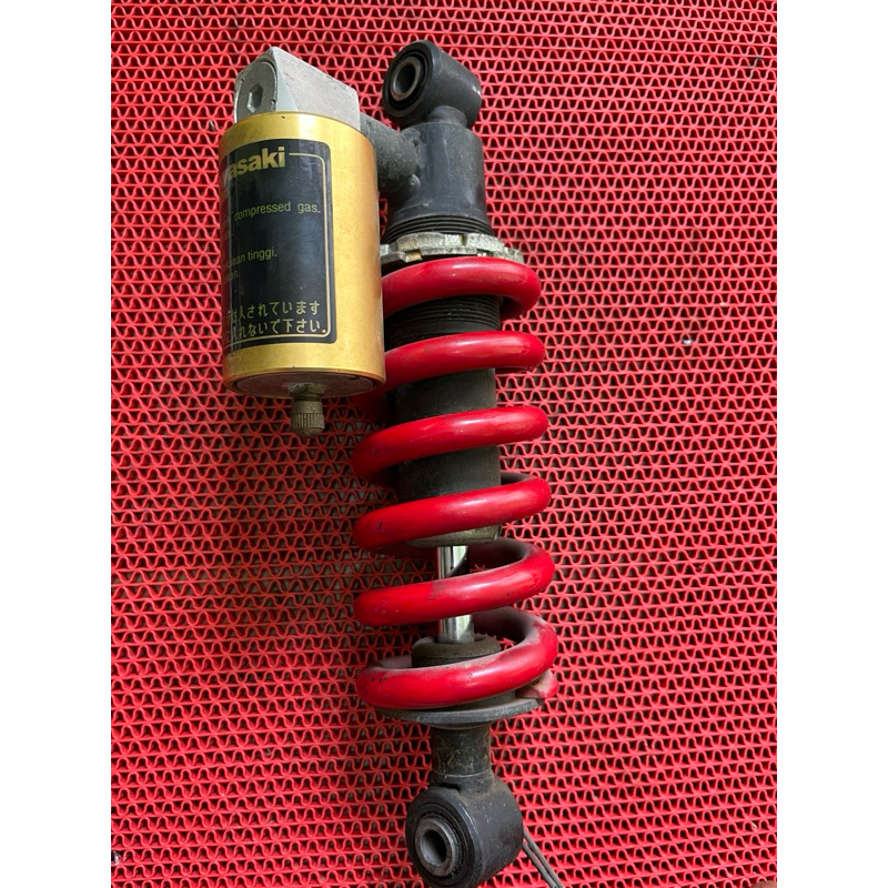 shock belakang ninja rr