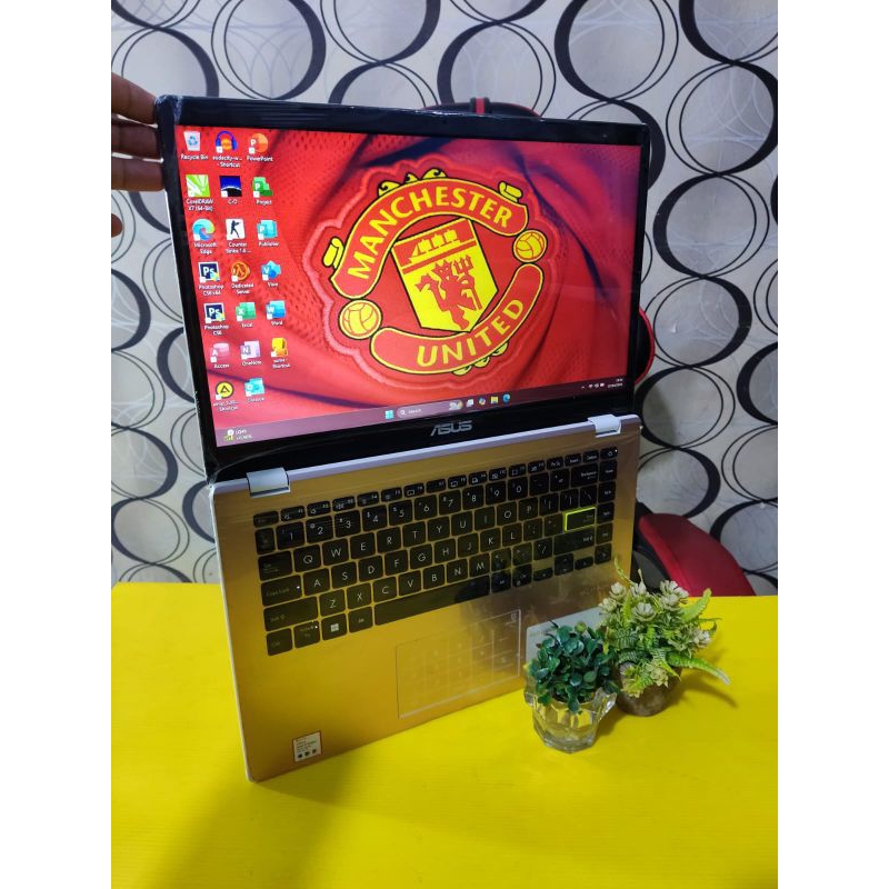 Laptop INOVATIVE ASUS VIVOBOOK E14 ROSEGOLD Pink manis E410MAB SLIM sangat exclusive NUMPAD [SSD]