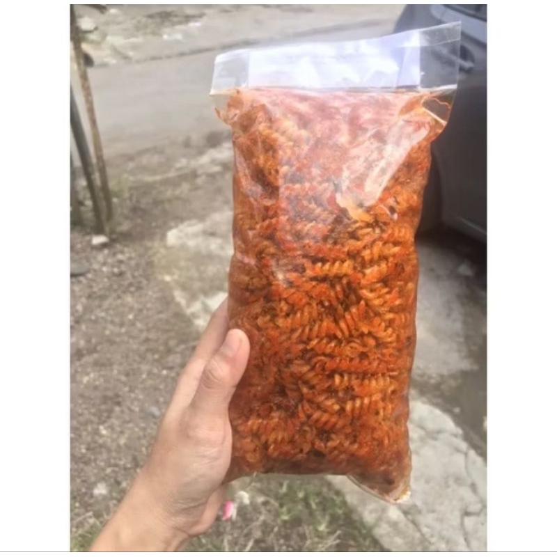 

makroni spiral/makroni kriwil pedas/makanan pedas/makroni pedas jaun jeruk 250 gr