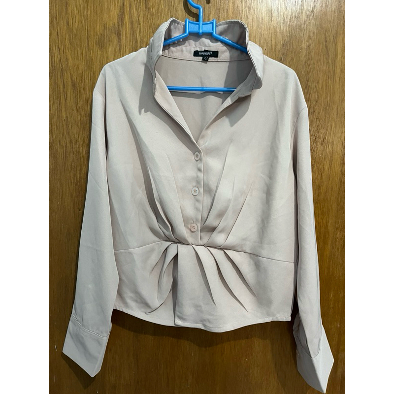 Atasan hardware warna salem size S