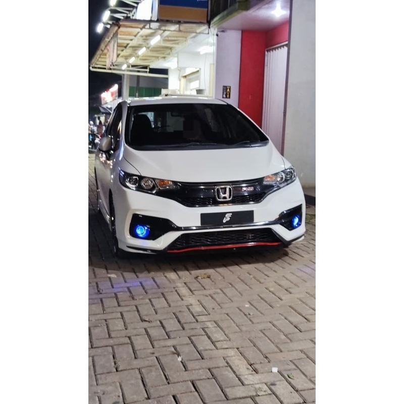 Bumper depan dan belakang jazz facelift (upgrade) hanya bumper depan dan belakang