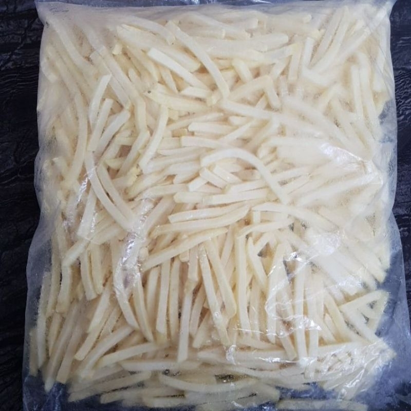 

French Fries Shoestring / Kentang Goreng Beku