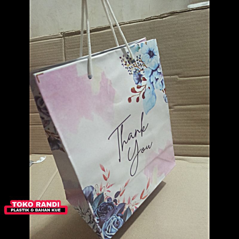 

Paper Bag BRC Aesthetic Pink Ukuran 20 x 25 x 11 cm PAPER BAG / TAS KERTAS