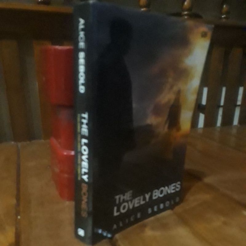 THE LOVELY BONES_ALICE SEBOLD