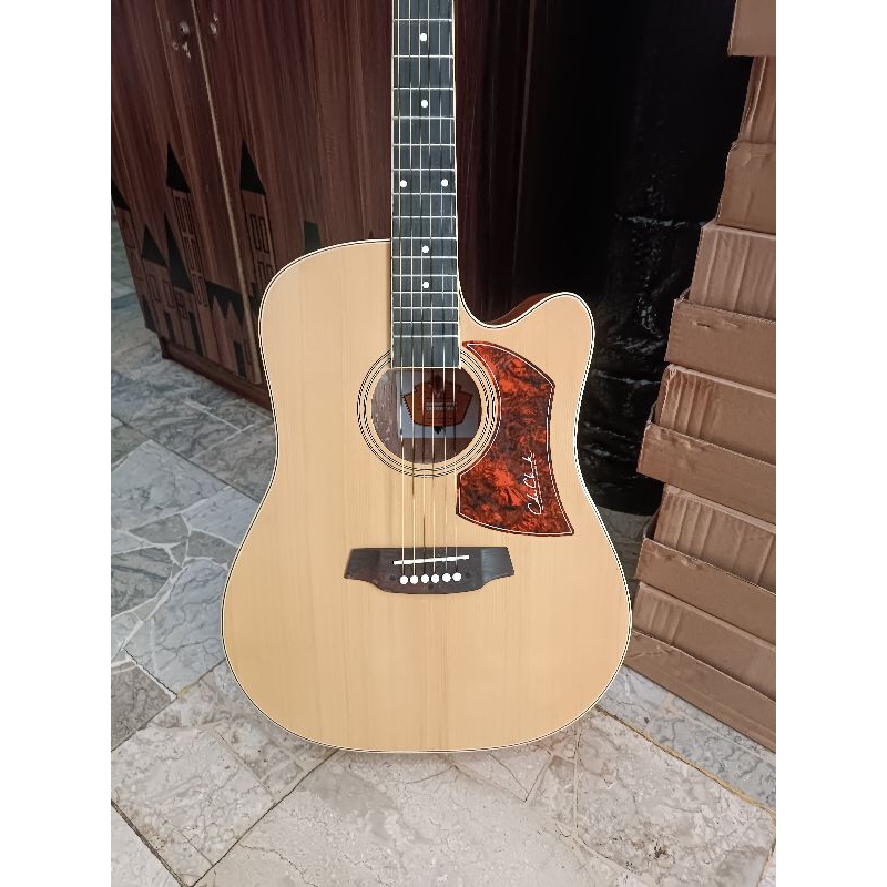 Gitar Akustik Cole Clark Natural Mewah Tanam besi