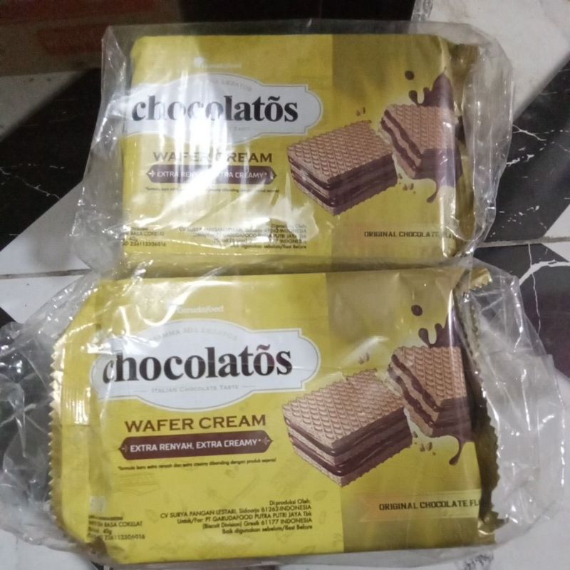 

Chocolatos Wafer Cream 2k (isi 10)