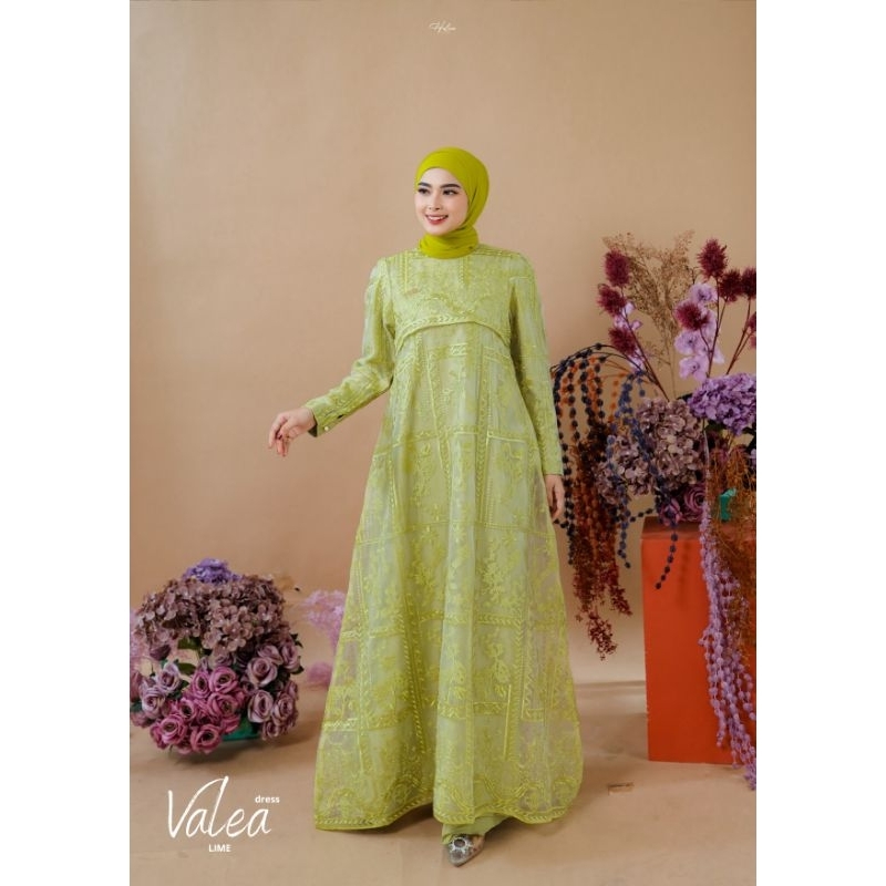 Valea dress Halwa Apparel