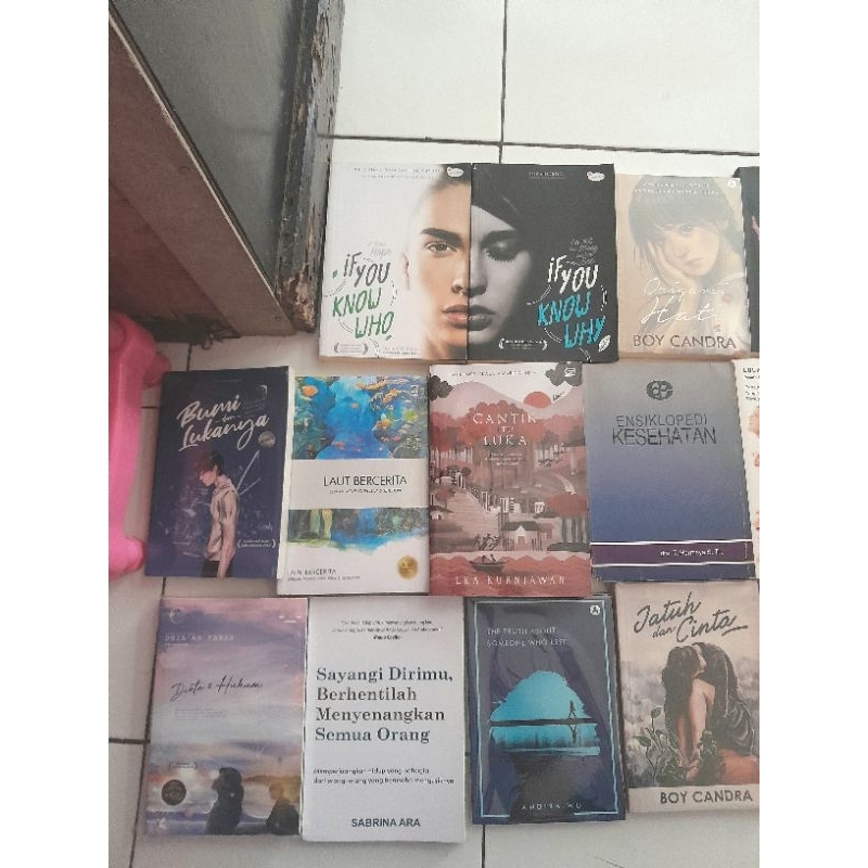 [PRELOVED] NOVEL MURAH AU WATTPAD ORI 100% BUKAN BAJAKAN YA