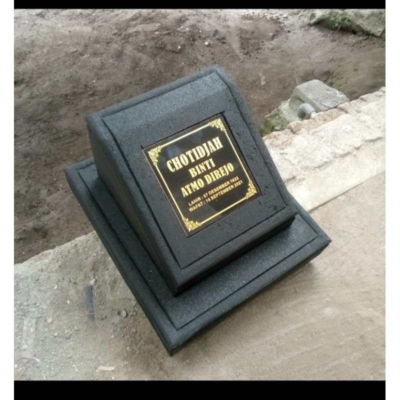 kijing batu asli magelang