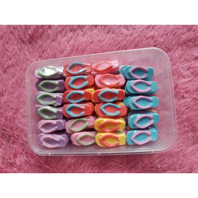 

coklat karakter sandal isi 100pcs/ 50 pasang/ coklat karakter